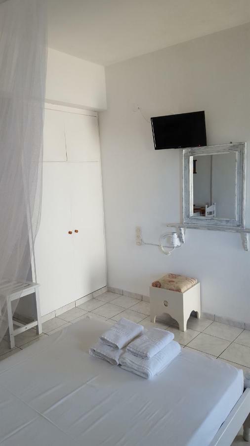 Aeolos Hotel Apartments Gythio Extérieur photo